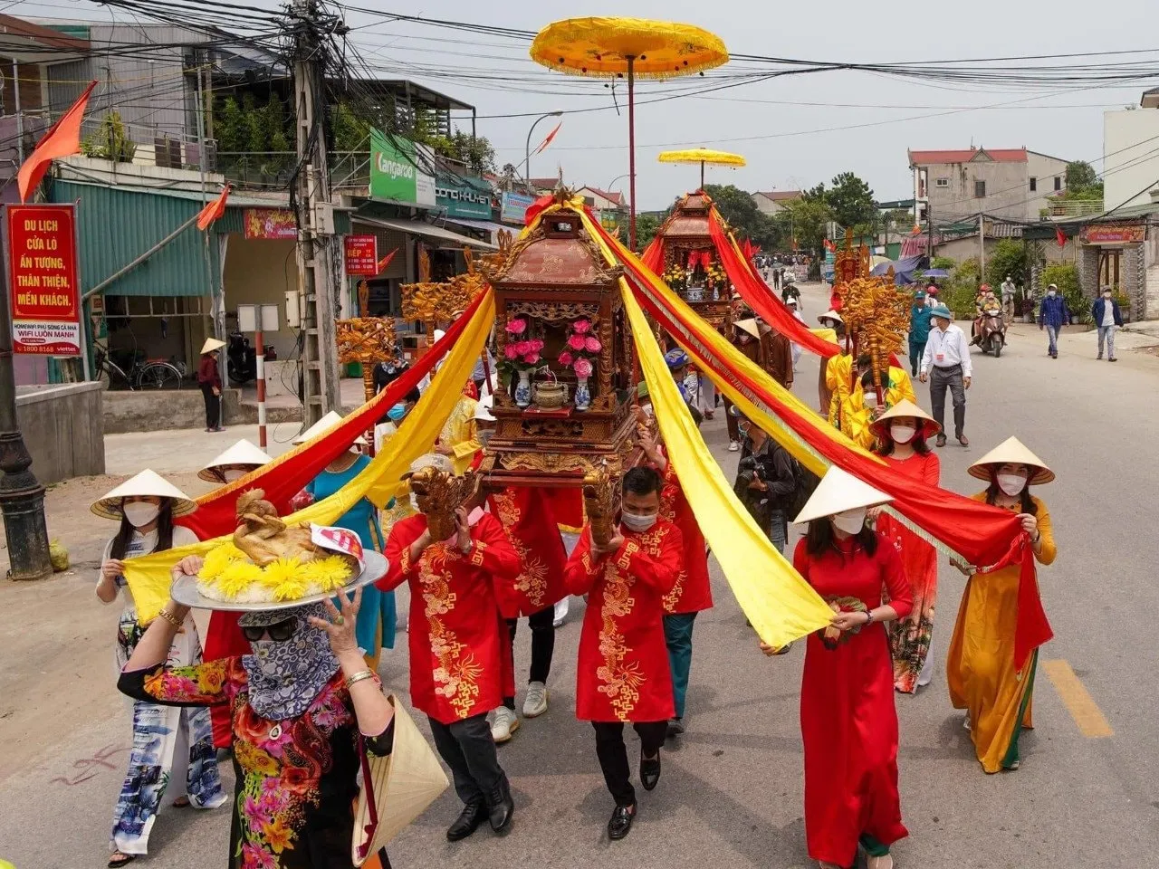 ve may bay tet di tuy hoa 3