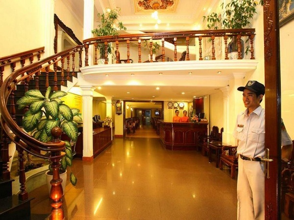 Khách sạn Trường Giang