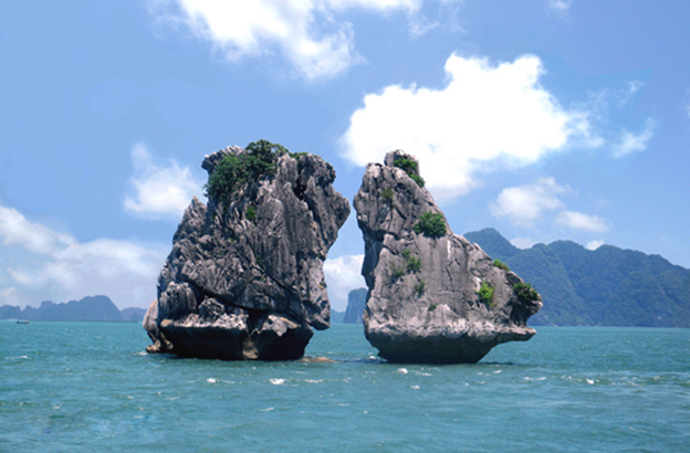 Vé máy bay giá rẻ khám phá Vịnh Hạ Long