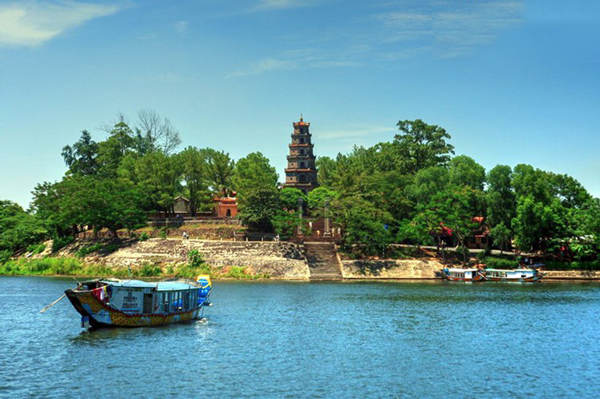 Vé máy bay giá rẻ đi Huế