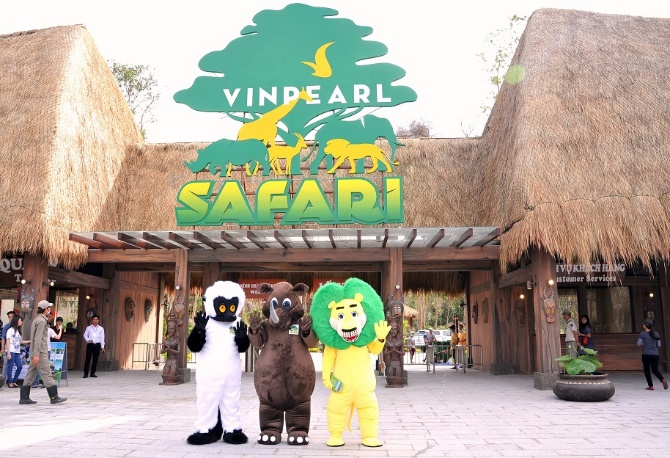 Tham quan Vinpearl Safari