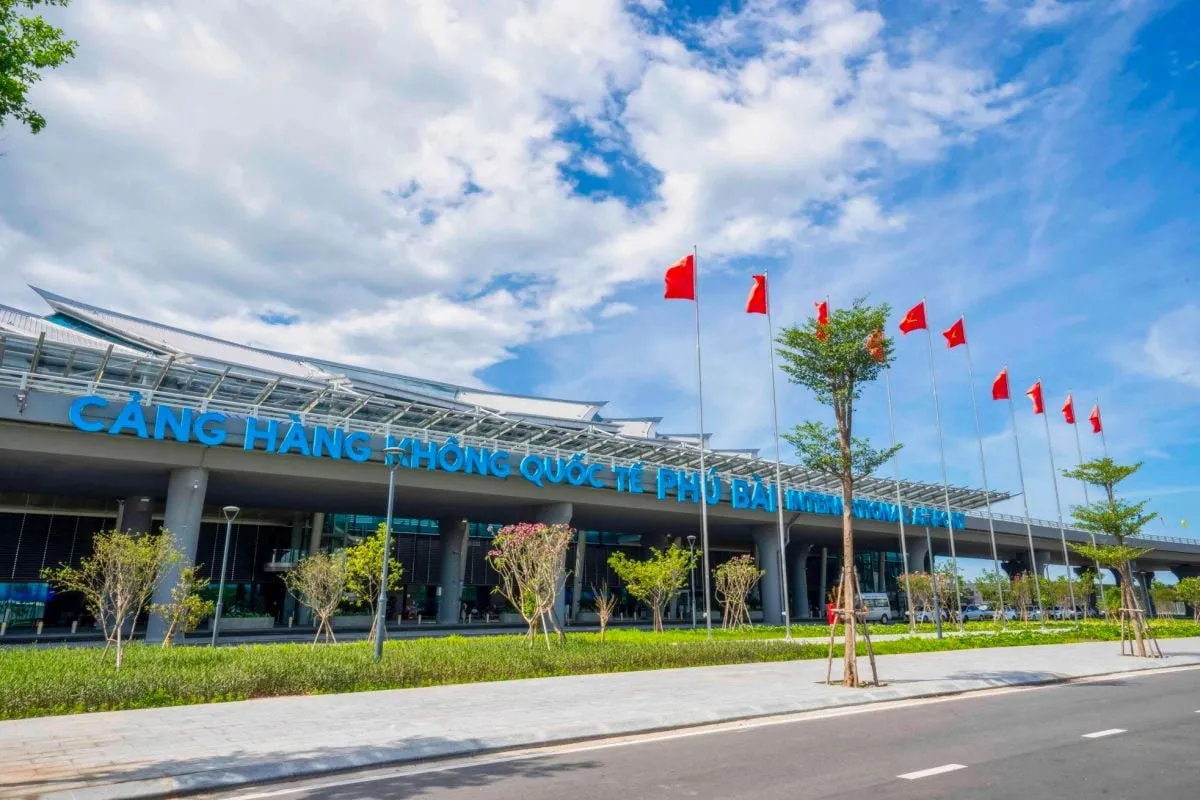 Sân bay Phú Bài với cơ sở vật chất được nâng cấp hiện đại phục vụ hành khách