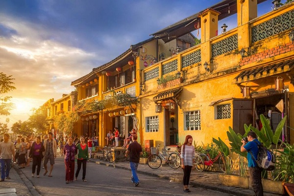 Đặt vé máy bay giá rẻ đi Chu Lai