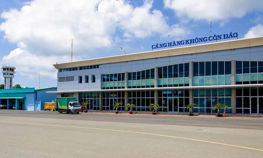 Từ sân bay Côn Đảo dễ dàng di chuyển đến trung tâm thành phố