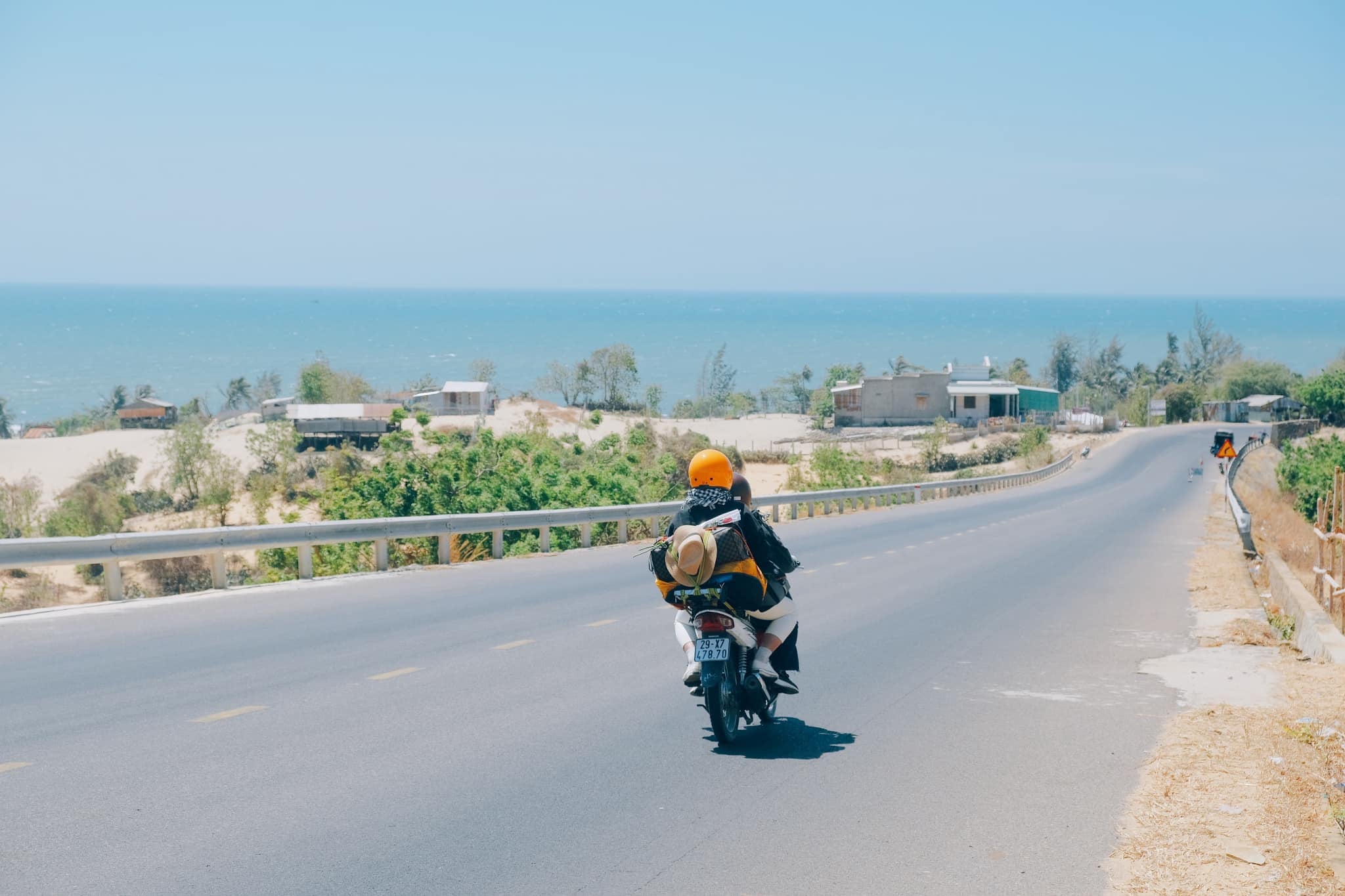 Phượt Thanh Hoá bằng xe máy được rất nhiều bạn trẻ lựa chọn