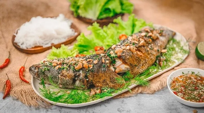 Cá Lóc nướng trui món ăn đặc sản ở Cần Thơ 